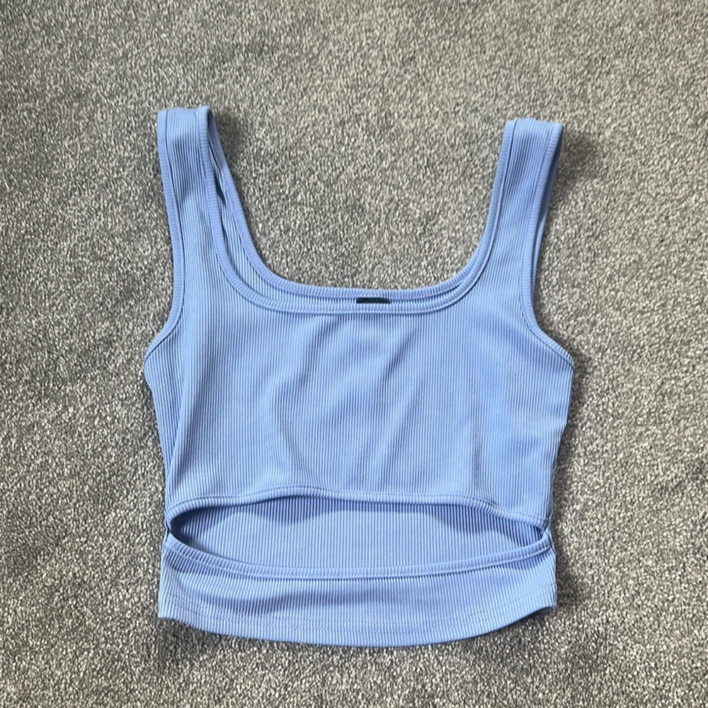 SHEIN Blue Fitted Crop Tank Top with Cut Out